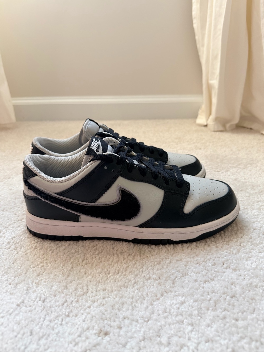 Nike Dunk Low Retro Chenille Swoosh - Picture 3 of 8